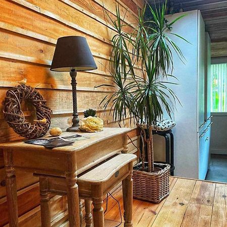 Villa Le P'Tit Nid : Mini Loft Pour 2 A 4 Personnes à Tellin Extérieur photo