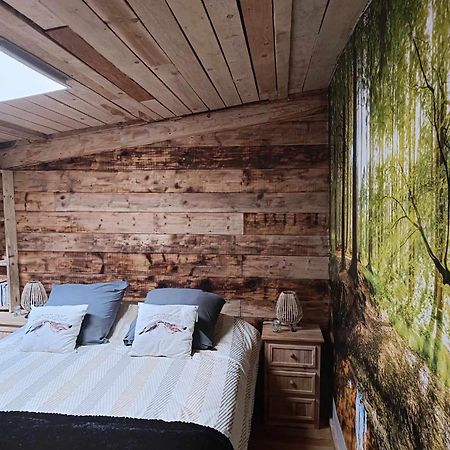Villa Le P'Tit Nid : Mini Loft Pour 2 A 4 Personnes à Tellin Extérieur photo