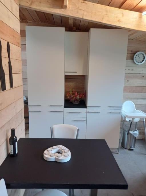 Villa Le P'Tit Nid : Mini Loft Pour 2 A 4 Personnes à Tellin Extérieur photo