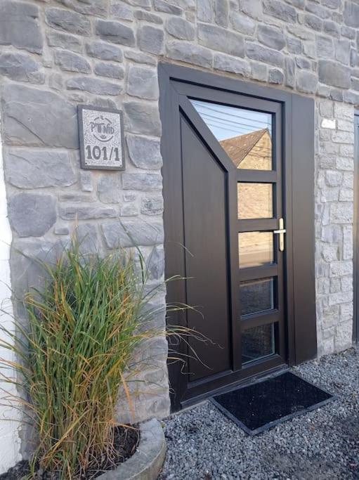 Villa Le P'Tit Nid : Mini Loft Pour 2 A 4 Personnes à Tellin Extérieur photo